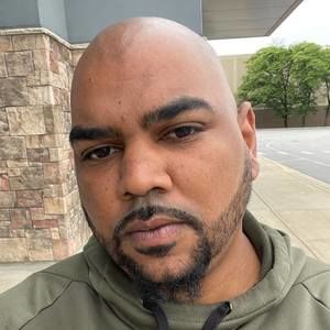 Meet your Posher, Wilfredo